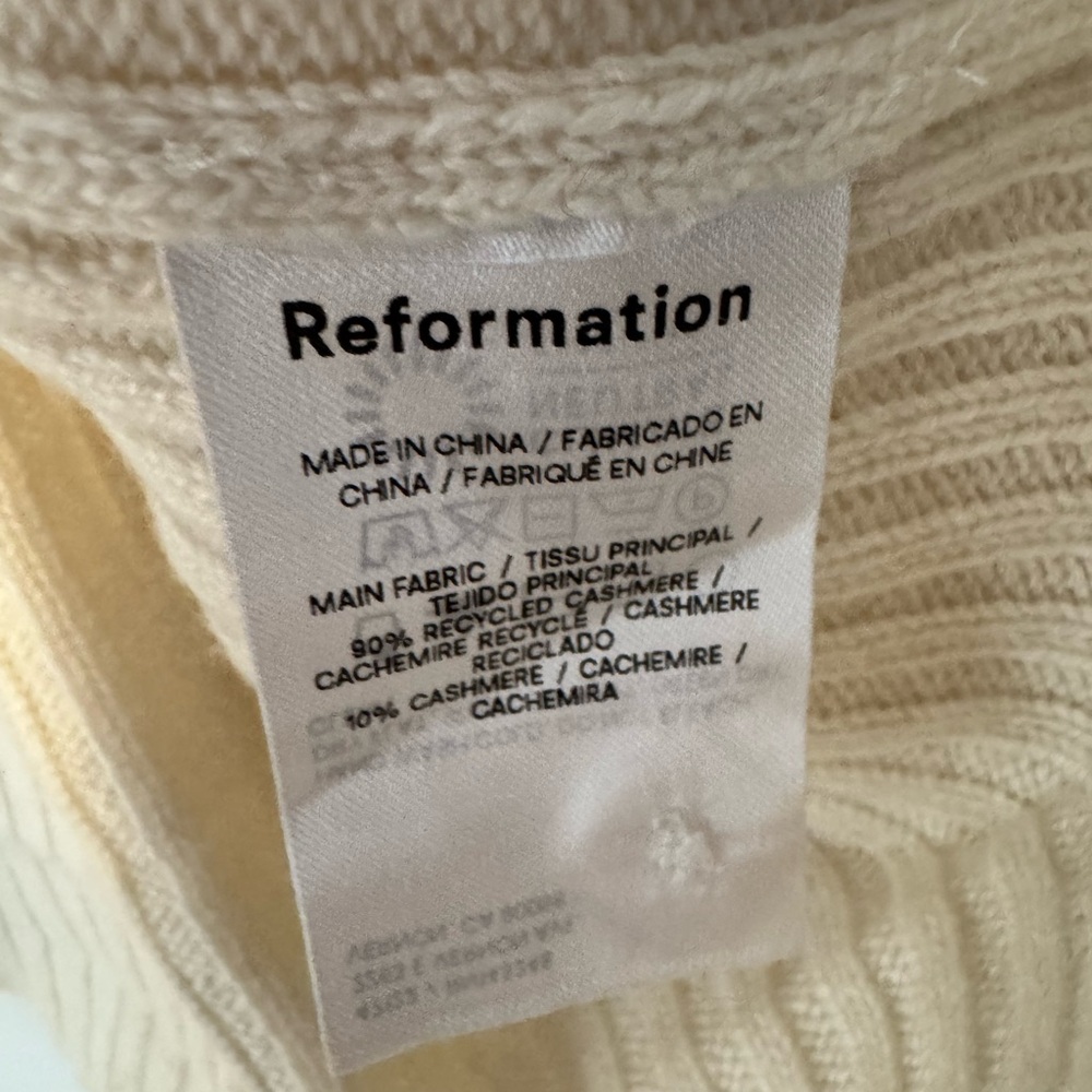Reformation Cashmere Cardigan cream NWT button up size XS - Picture 5 of 10